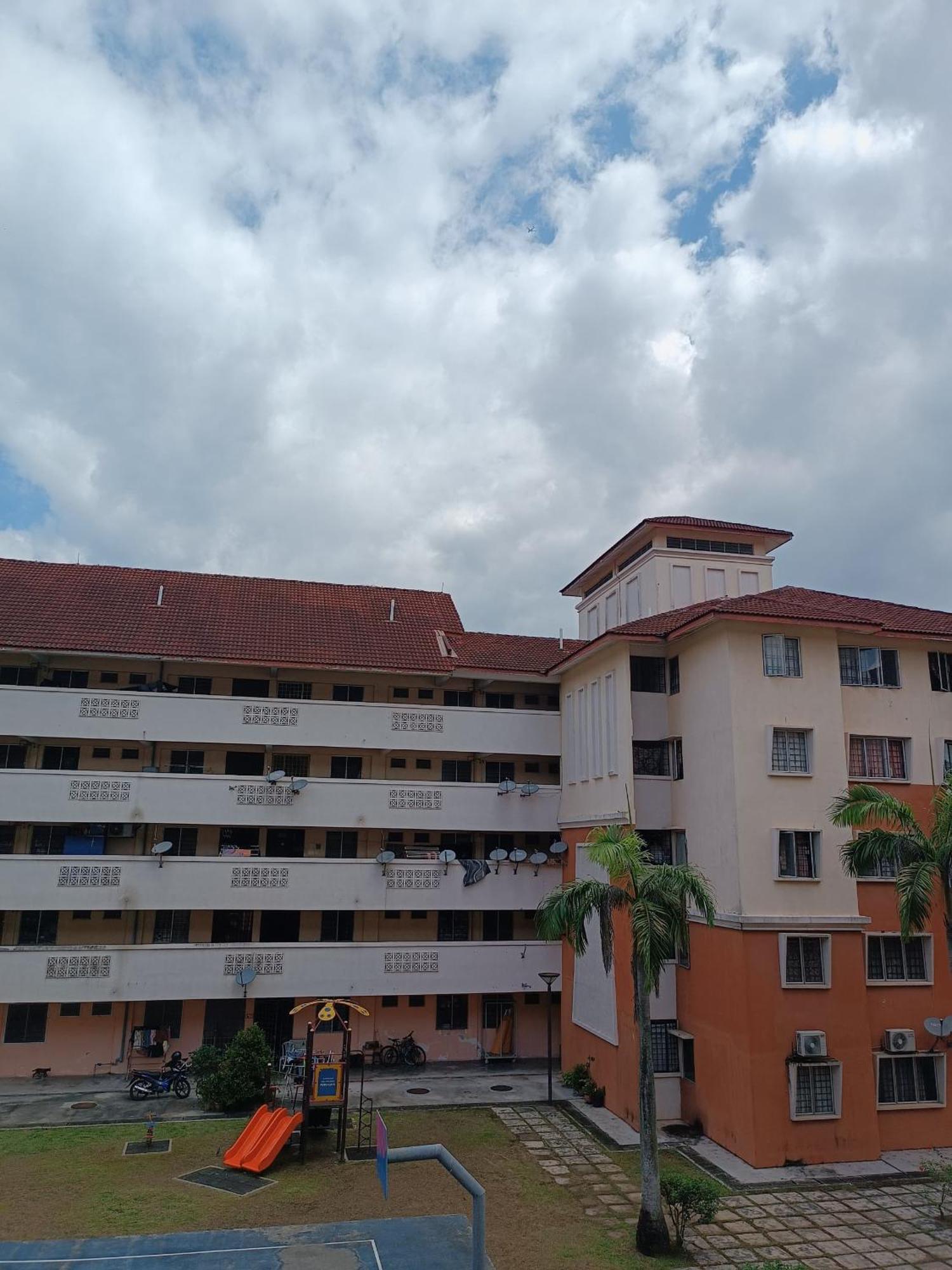 M.Fr Homestay Pangsapuri Putra Damai Putrajaya Esterno foto